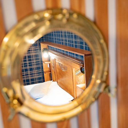 Hostellerie Du Parc 캄보레방 외부 사진