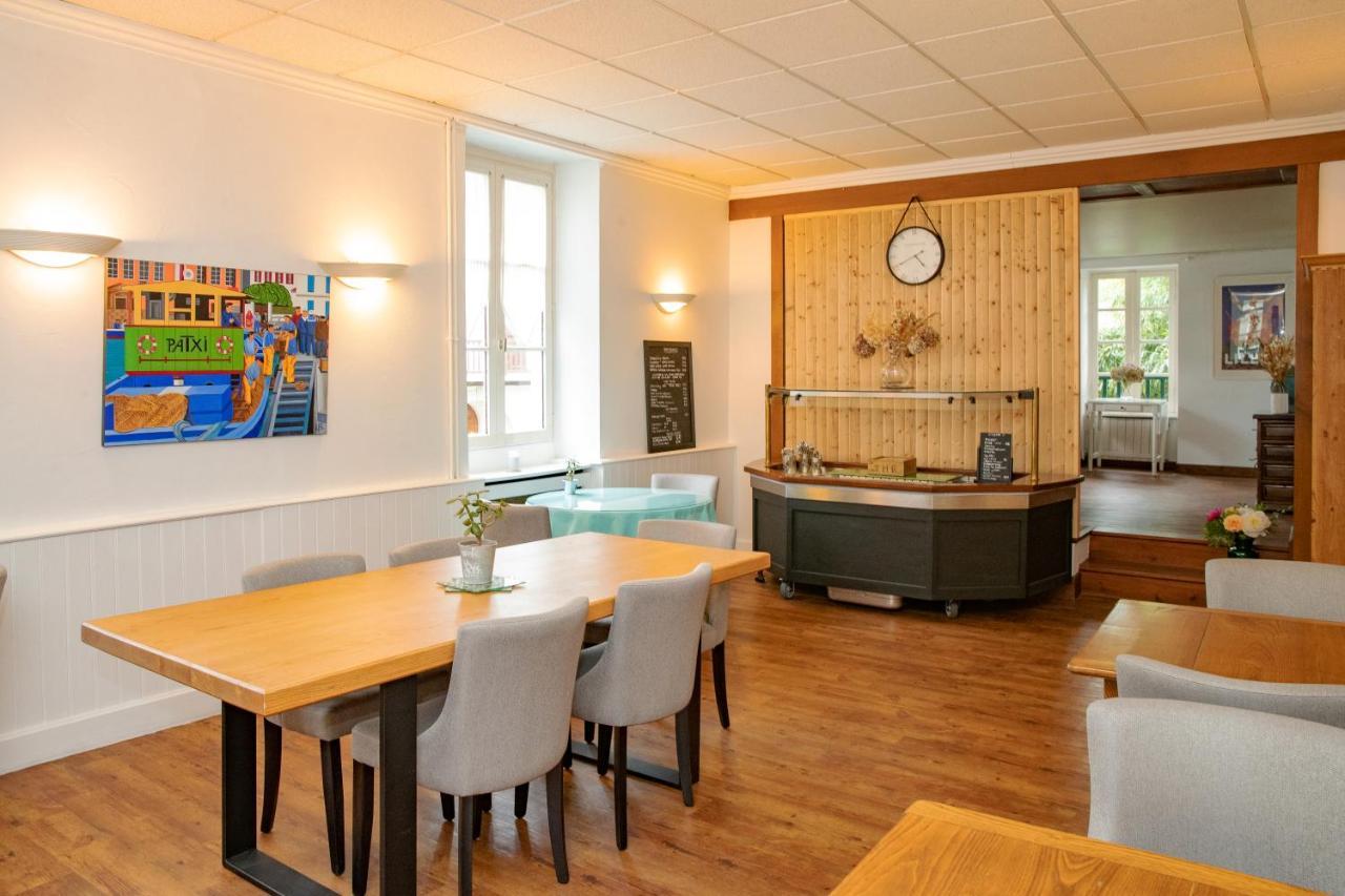 Hostellerie Du Parc 캄보레방 외부 사진