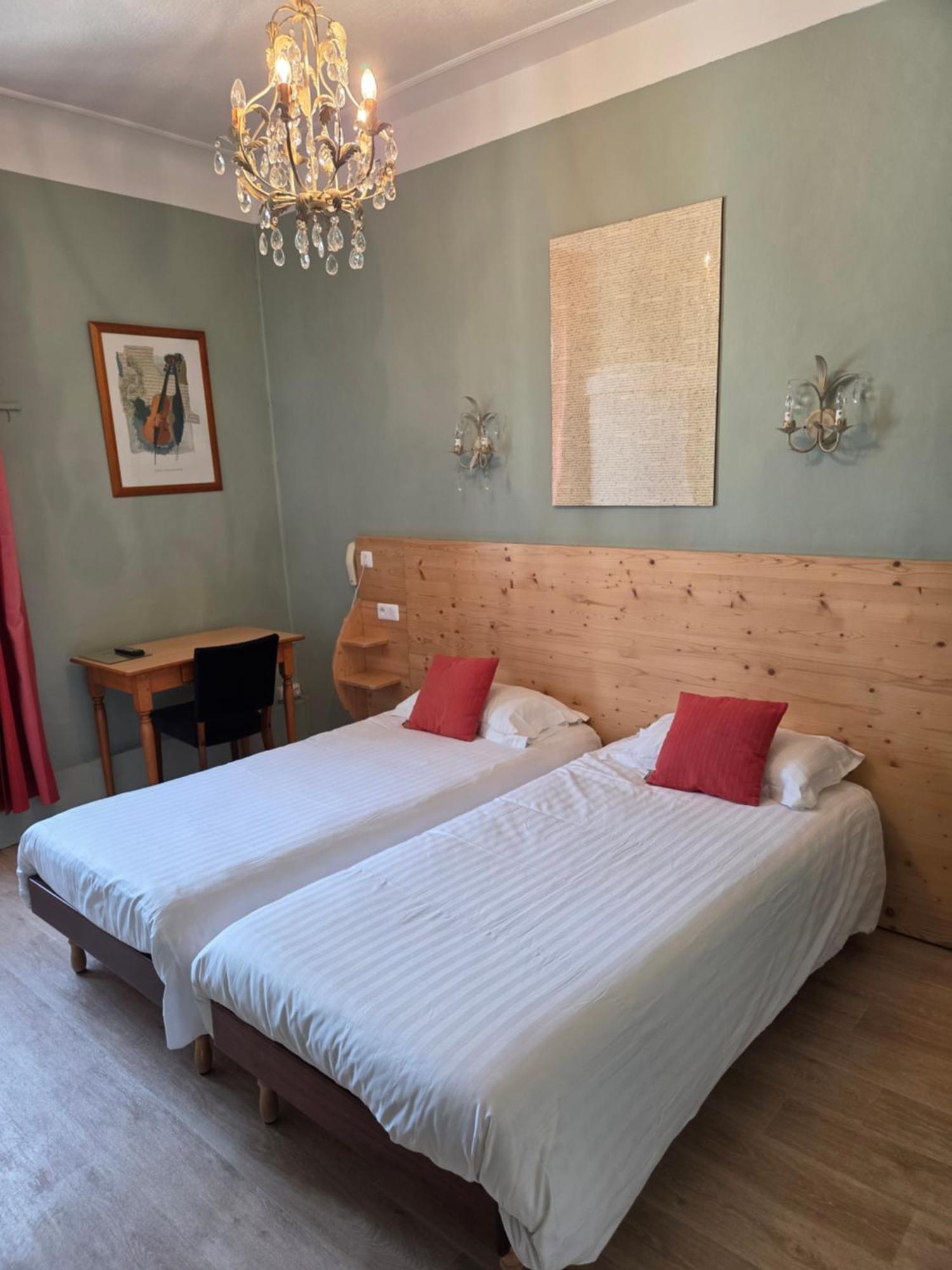 Hostellerie Du Parc 캄보레방 외부 사진